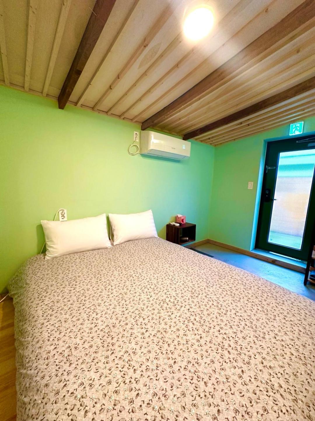 R Guesthouse Jongmyo Seoul Ngoại thất bức ảnh