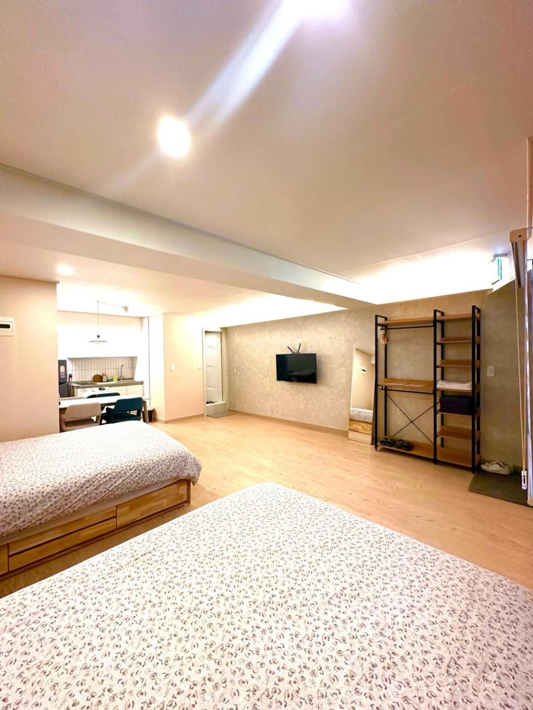 R Guesthouse Jongmyo Seoul Ngoại thất bức ảnh